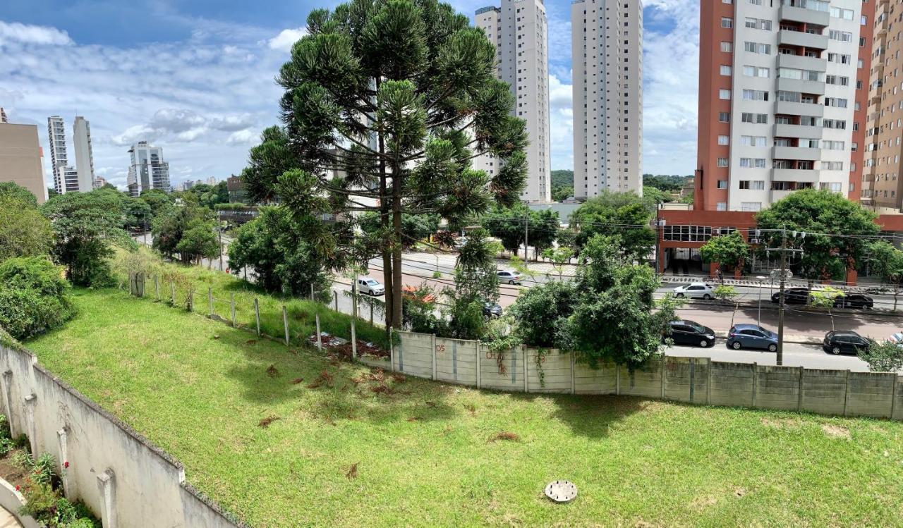 205- Apartamento 1 Quarto Suite, Encantador, Amplo E Decorado, Mobiliario Moderno, Cozinha Completa Com Utensilios , Excelente Vista Da Cidade E Localizacao Privelegiada No Bairro Bigorrilho , Curitiba Extérieur photo